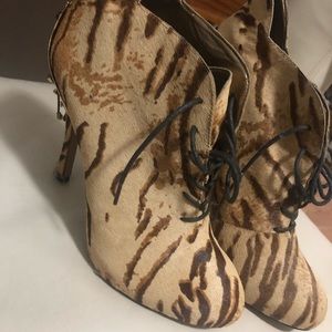 New Sam Edelman Elsa Calf Skin Booties